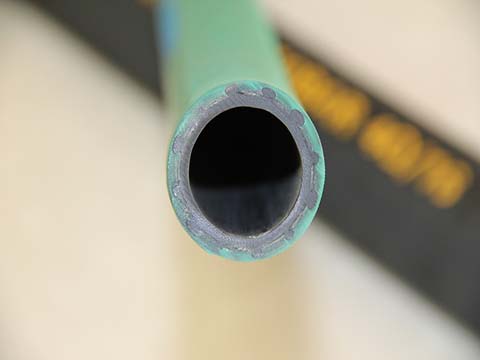 高溫高壓蒸汽耐磨軟管?chē)娚澳酀{空氣酸堿氣體