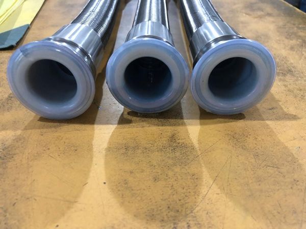 高壓鋼絲膠管的廣泛應(yīng)用